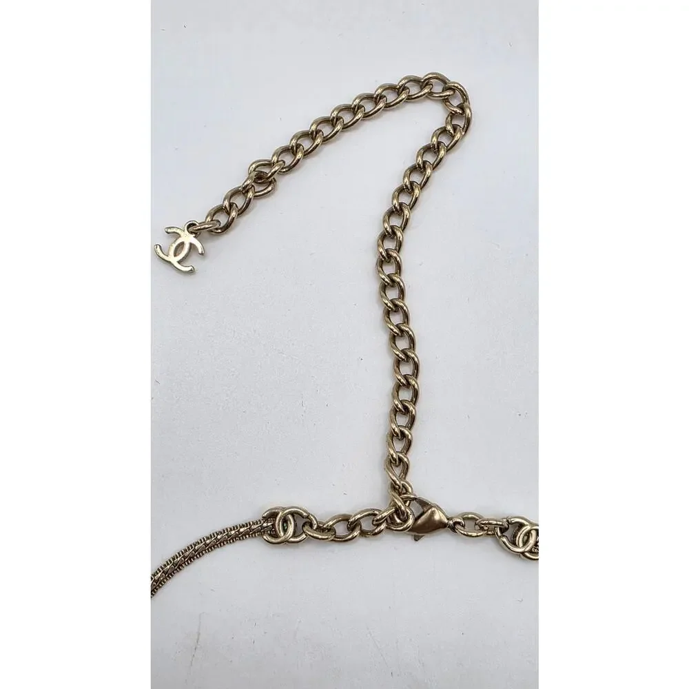 CHANEL 2025 interlocking